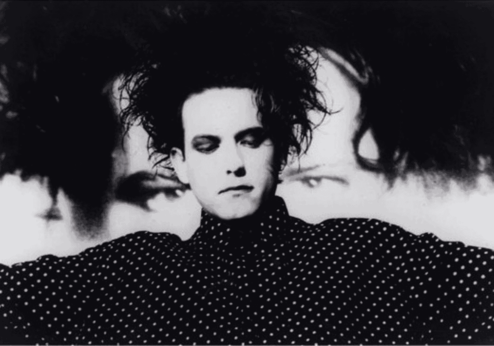 Robert Smith fekete-fehér portréja