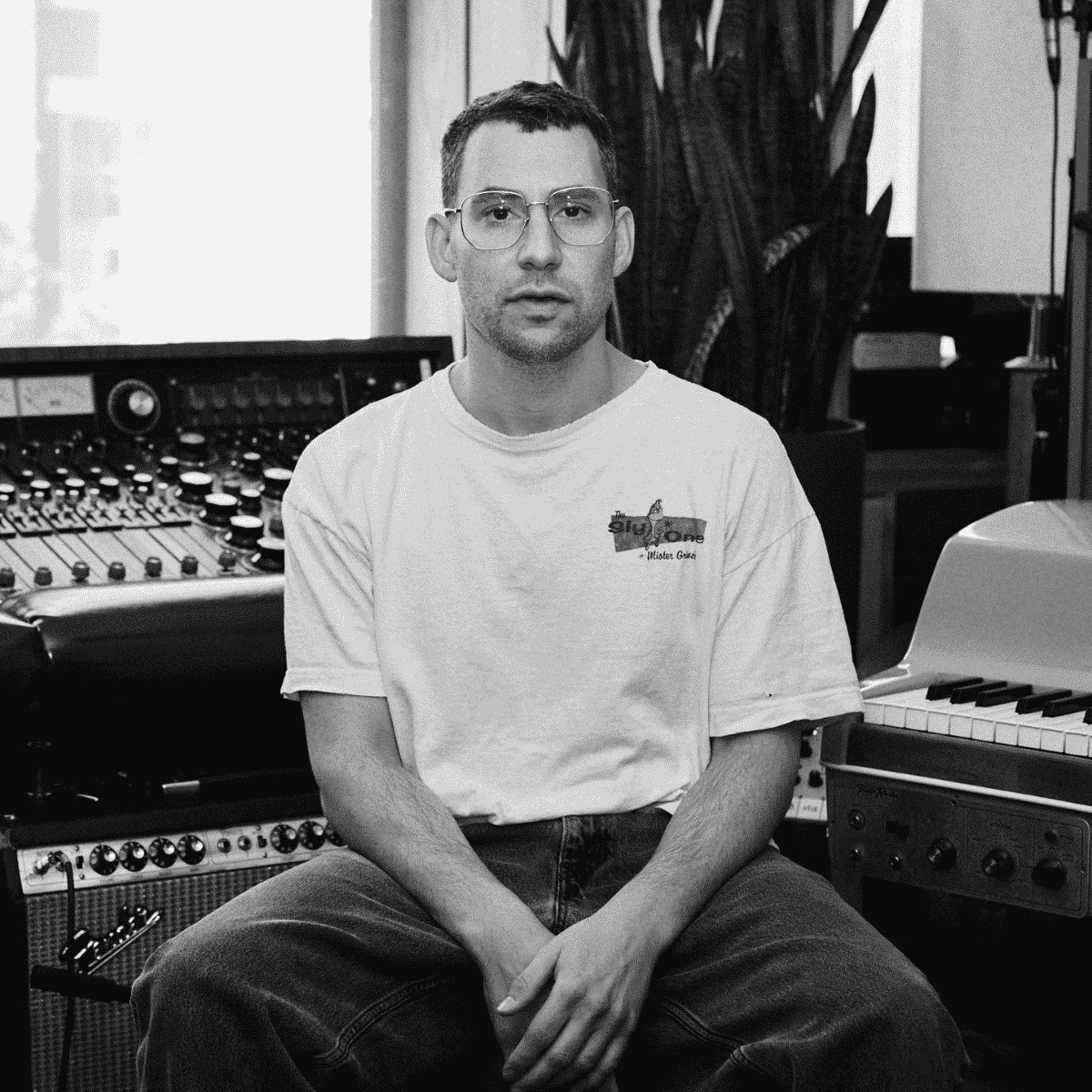 Jack Antonoff producer portréja